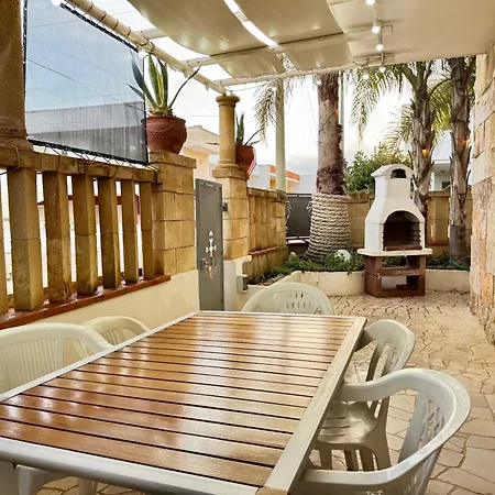 Apartament Falco Del Mare