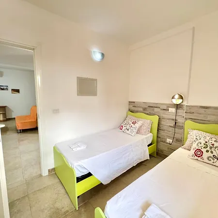 Falco Del Mare Appartement Torre Pali